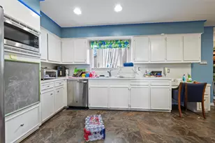 107 Harbour Town Ln, Conroe, TX 77356 - Photo 16