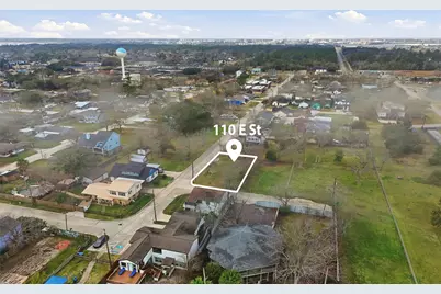 110 W E Street, La Porte, TX 77571 - Photo 2