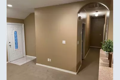 1499 E Dallas Street, Conroe, TX 77301 - Photo 2
