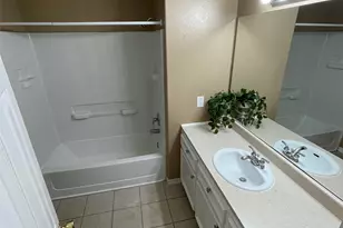 1499 E Dallas St, Conroe, TX 77301 - Photo 10