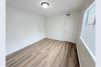 11031 Albury Drive, Houston, TX 77096 - Photo 6