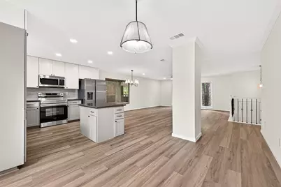 2 Kittiwake Court, The Woodlands, TX 77380 - Photo 16