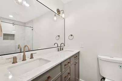 2 Kittiwake Court, The Woodlands, TX 77380 - Photo 22
