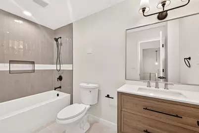 2 Kittiwake Court, The Woodlands, TX 77380 - Photo 28