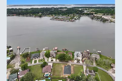 13413 Bunker Hill Drive, Willis, TX 77318 - Photo 4