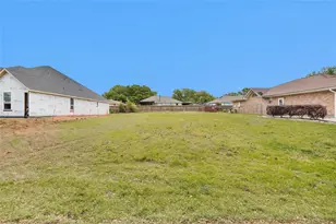 13413 Bunker Hill Dr, Willis, TX 77318 - Photo 6