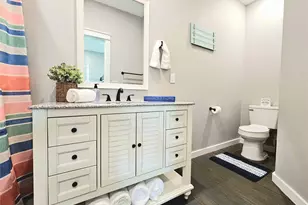 1075 Shady Ln, Gilchrist, TX 77617 - Photo 12