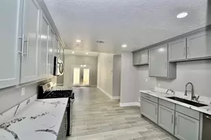 734 Hambrick Ct, Houston, TX 77060 - Photo 10