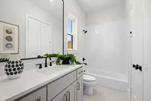 2019 Shadow Bend, Houston, TX 77043 - Photo 20