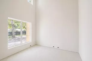2019 Shadow Bend, Houston, TX 77043 - Photo 10