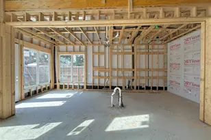 2019 Shadow Bend, Houston, TX 77043 - Photo 6