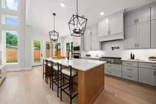 2019 Shadow Bend, Houston, TX 77043 - Photo 16