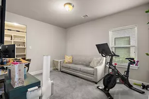 1623 W 23rd St, Houston, TX 77008 - Photo 2