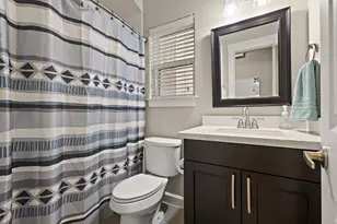 1623 W 23rd St, Houston, TX 77008 - Photo 4