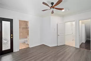 704 Welch St, Houston, TX 77006 - Photo 6