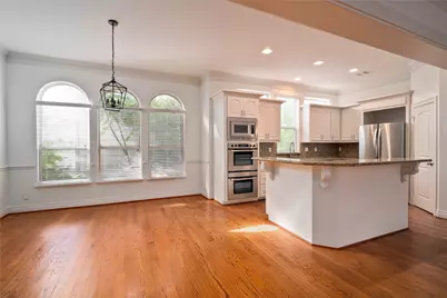 704 Welch Street, Houston, TX 77006 - Photo 10