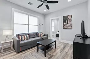 412 Drew St, Houston, TX 77006 - Photo 1