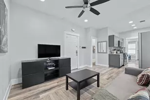 412 Drew St, Houston, TX 77006 - Photo 2