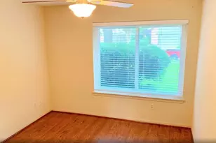 15343 Mondrian Dr, Houston, TX 77083 - Photo 8