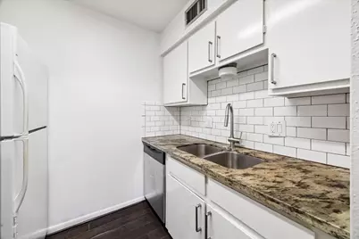 7575 Katy Freeway #103, Houston, TX 77024 - Photo 6