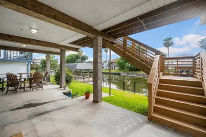 26 N Curlew Street, La Marque, TX 77568 - Photo 10