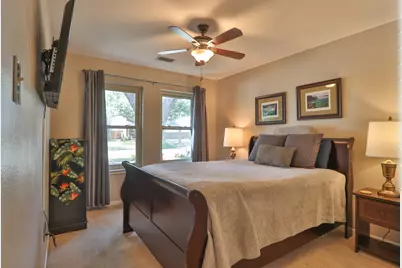 1715 Oak Meadow Drive, Kemah, TX 77565 - Photo 22