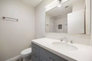 10328 Hammerly Blvd, Houston, TX 77043 - Photo 18