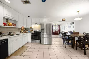 3217 Bond St, Pasadena, TX 77503 - Photo 8