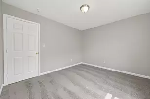 7521 Dyer St, Houston, TX 77088 - Photo 28