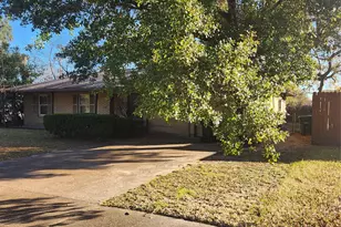 903 Peach Spring Dr, Houston, TX 77088 - Photo 6