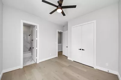322 E 35 Th Street, Houston, TX 77018 - Photo 22