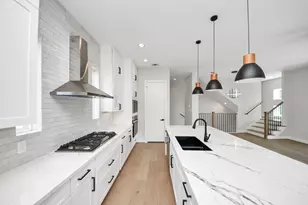 322 E 35 Th St, Houston, TX 77018 - Photo 8