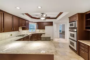 6 S Buck Ridge, The Woodlands, TX 77381 - Photo 16