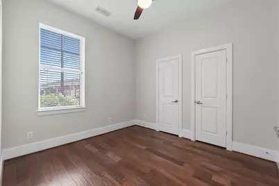 702 N Shepherd Drive, Houston, TX 77007 - Photo 16