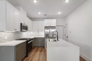 881 Rachel St, Houston, TX 77091 - Photo 10