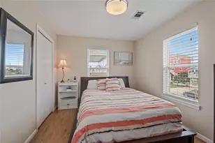 23005 Fresca St, Galveston, TX 77554 - Photo 24