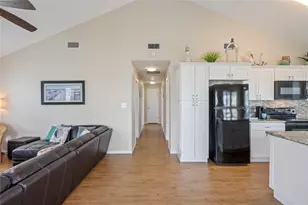 23005 Fresca St, Galveston, TX 77554 - Photo 16