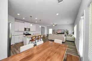 1929 Oregon White Oak Dr, Conroe, TX 77304 - Photo 12