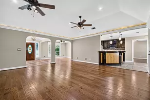 25709 Parkway Dr, Huffman, TX 77336 - Photo 10