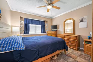 558 Landfall Ln, Conroe, TX 77302 - Photo 34