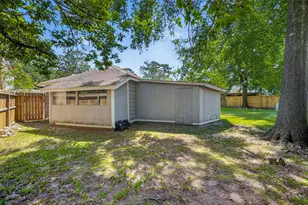 558 Landfall Ln, Conroe, TX 77302 - Photo 46