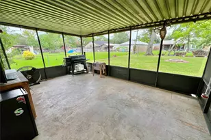 917 Ridgecrest St, Angleton, TX 77515 - Photo 36