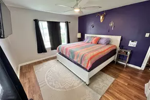 917 Ridgecrest St, Angleton, TX 77515 - Photo 32