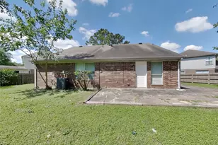 13830 Keyworth Dr, Houston, TX 77014 - Photo 18