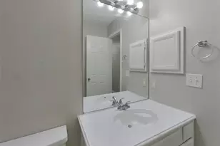 13830 Keyworth Dr, Houston, TX 77014 - Photo 16