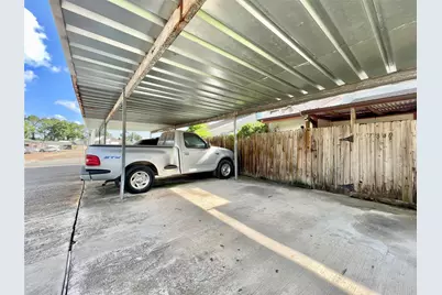 7840 Bateman Lane, Houston, TX 77088 - Photo 14