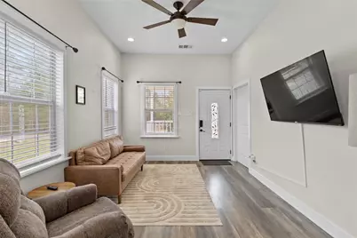 610 S Railroad Avenue, Shepherd, TX 77371 - Photo 4