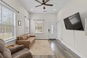 610 S Railroad Ave, Shepherd, TX 77371 - Photo 4