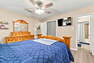 215 Lazy Oak Dr, Livingston, TX 77351 - Photo 18