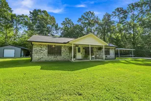 215 Lazy Oak Dr, Livingston, TX 77351 - Photo 8